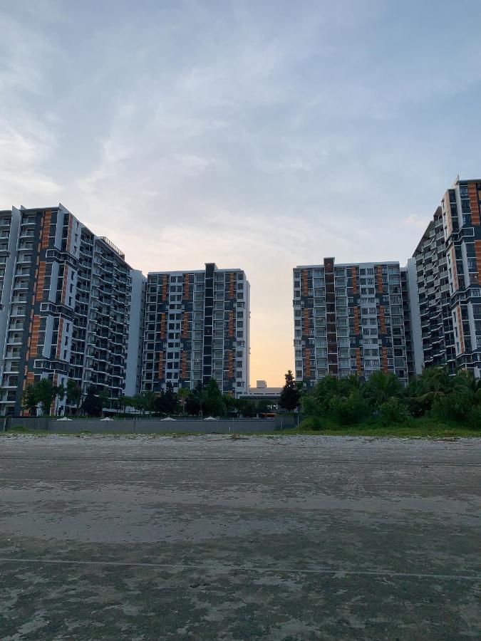 Timur Bay Groundfloor Pool & Seaview Kuantan Exterior foto